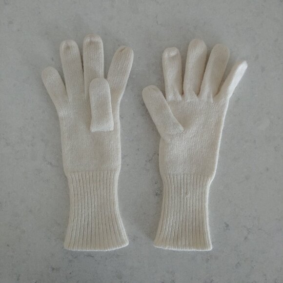 Vintage Aris Women angora wool lambswool cream off white knit gloves - Picture 9 of 10